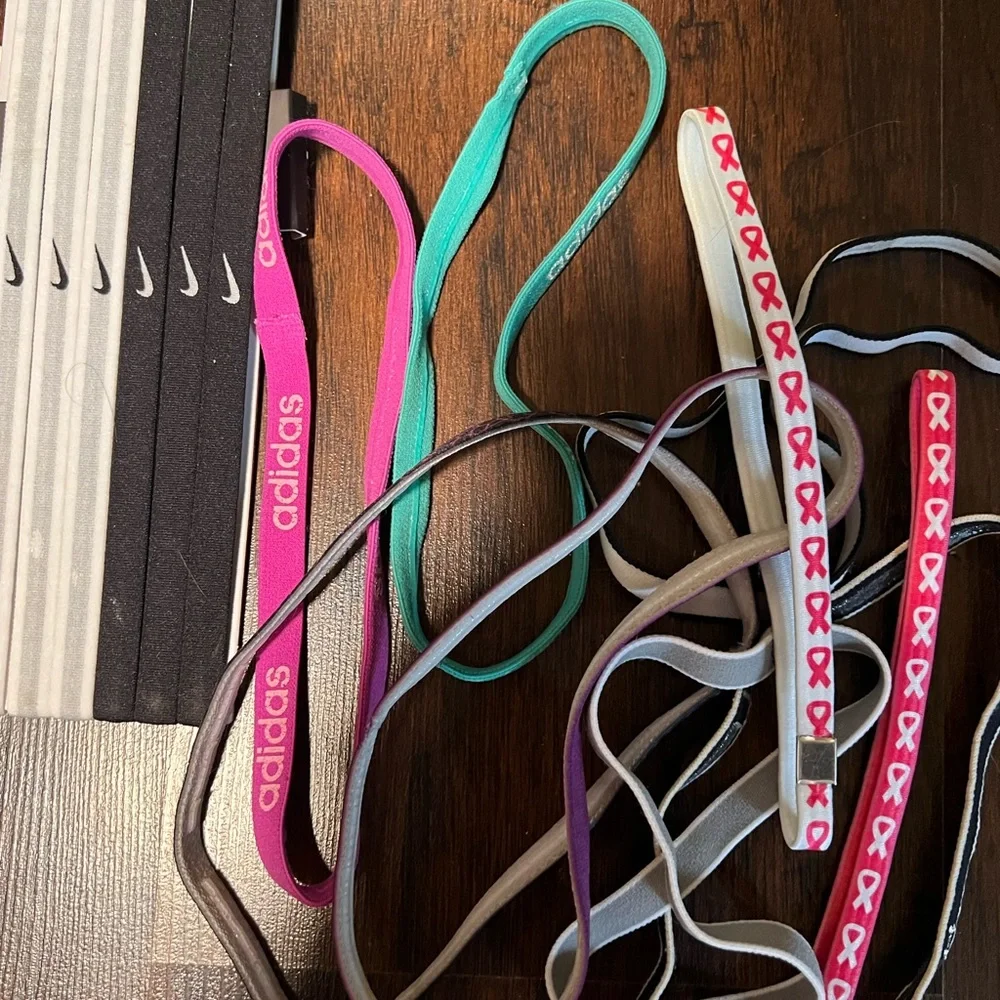 Nike Headbands - Picture 3 of 4